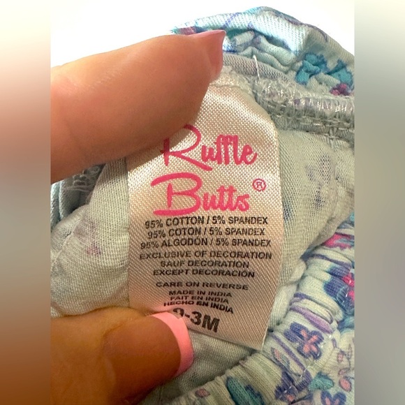 Ruffle Butt Bubble Floral Baby Romper with Ruffle Details Size 0-3 months - Picture 6 of 6